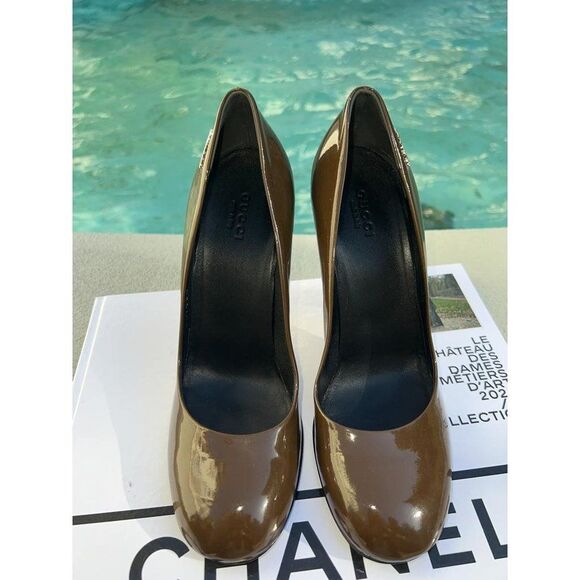 GUCCI Brown Patent Leather Round Toe Pumps Size IT37 - Picture 2 of 11